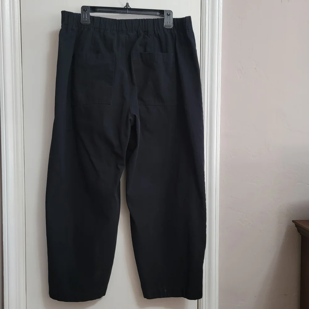 Universal Thread mid-rise barrel leg pants - Picture 2 of 3